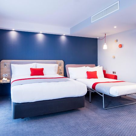 Holiday Inn Express - Wiesbaden By Ihg Exterior photo