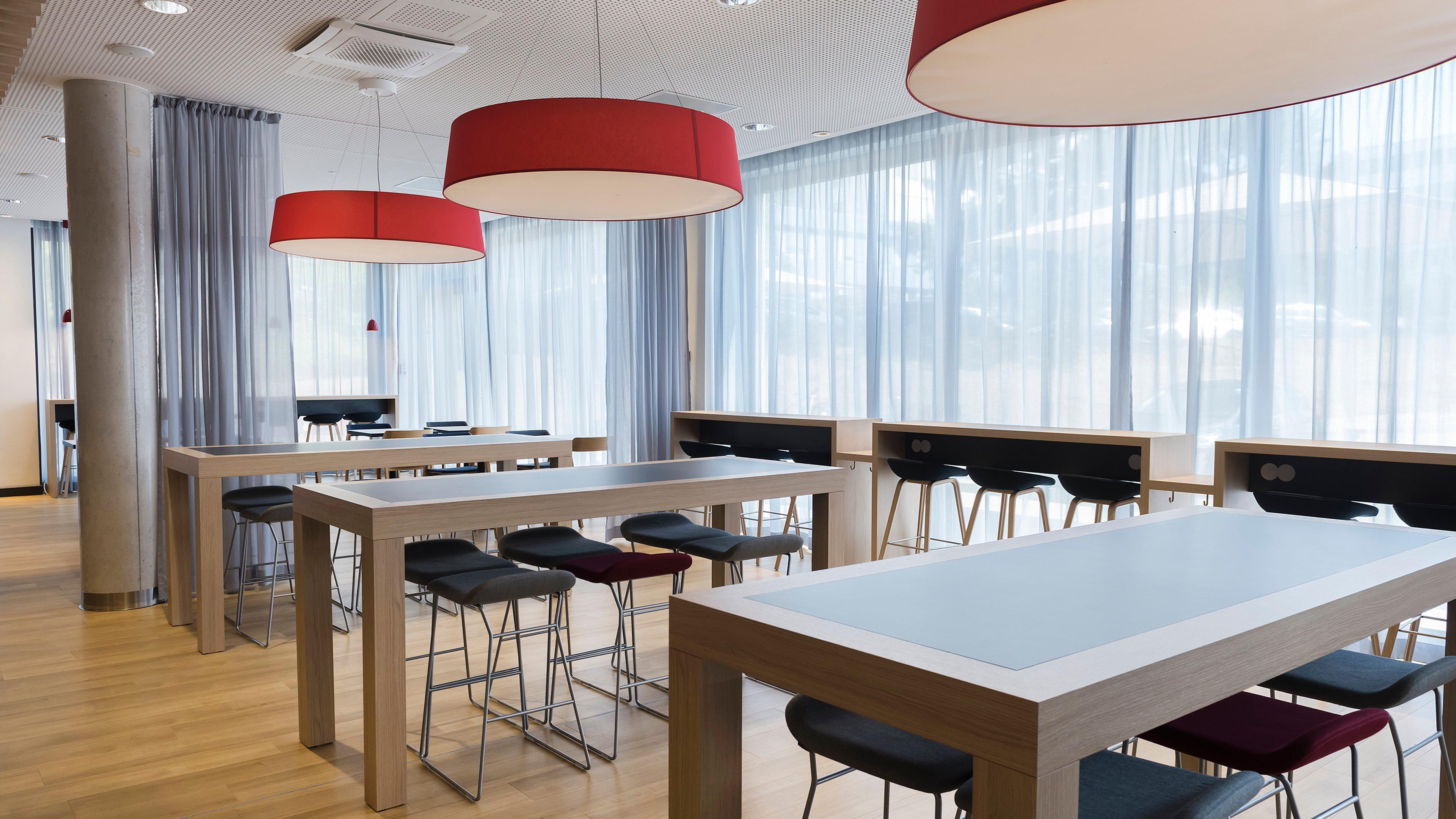 Holiday Inn Express - Wiesbaden By Ihg Exterior photo