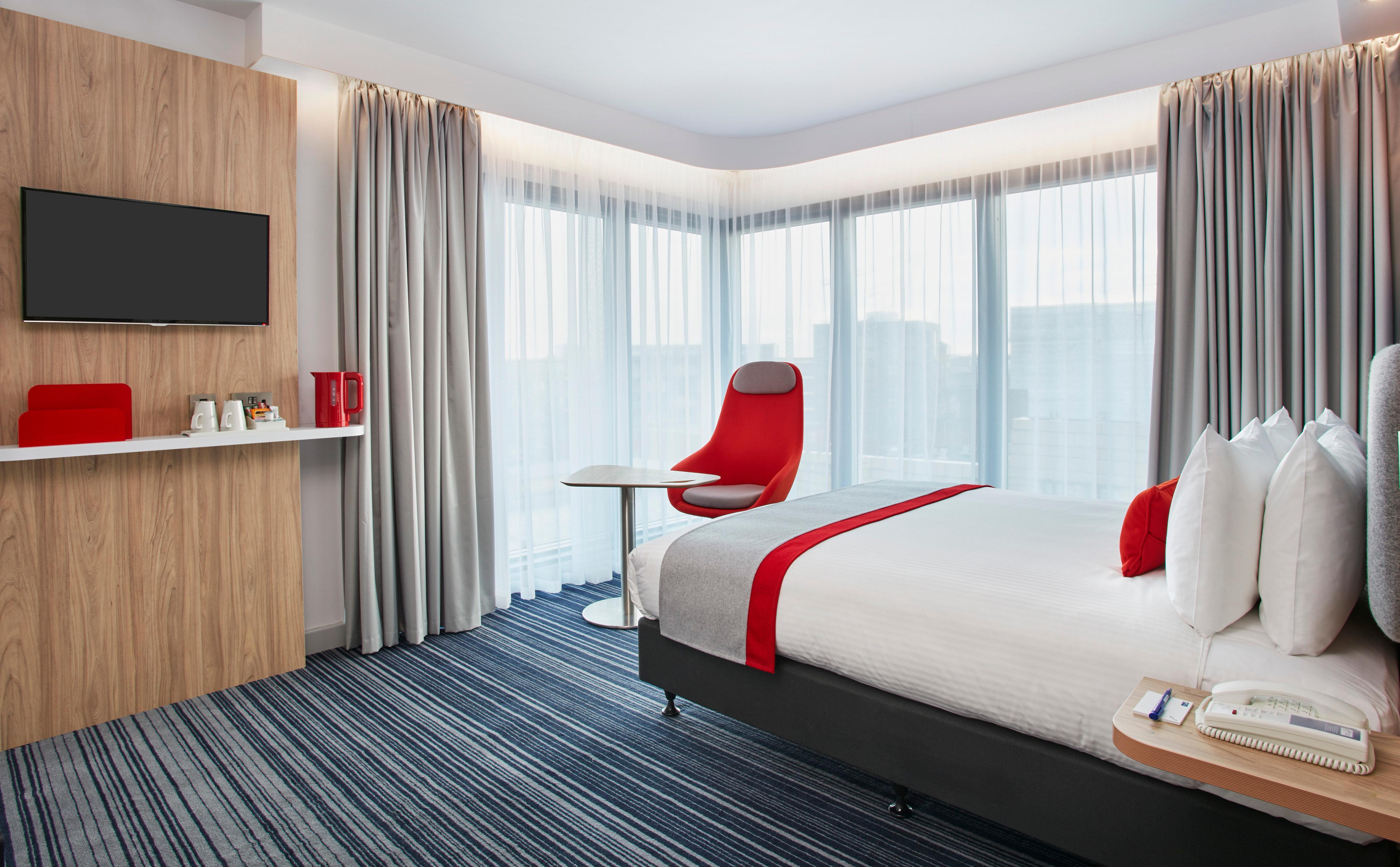Holiday Inn Express - Wiesbaden By Ihg Exterior photo