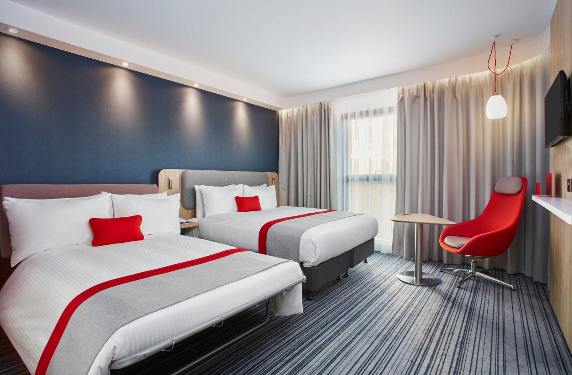 Holiday Inn Express - Wiesbaden By Ihg Exterior photo